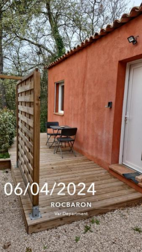 Studio neuf rocbaron